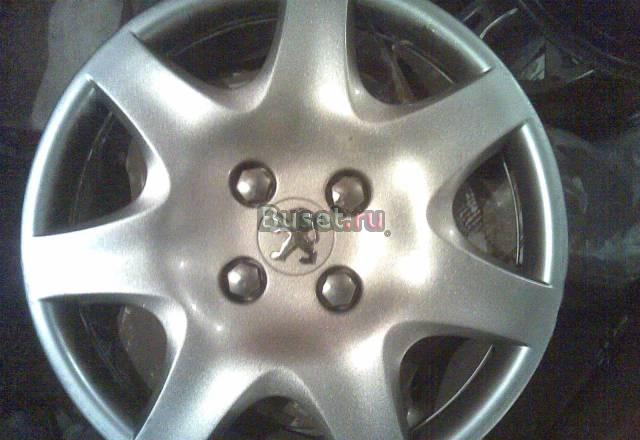 Оригинал пежо,радиус 15,колпаки,цена за 4шт Москва