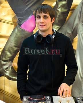 Предлагаю услуги DJ со своим оборудованием Санкт-Петербург