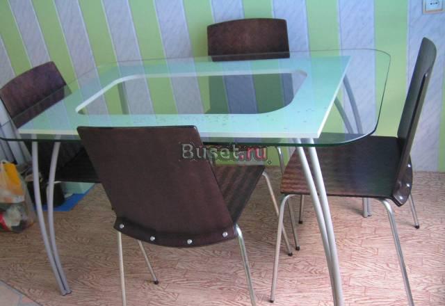 Стол и четыре стула Ростов-на-Дону