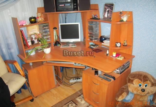 Угловой компьютерный стол Москва
