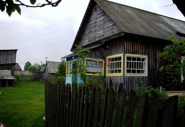 Дом в деревне Угра