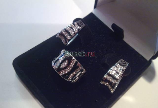 Комплект с бриллиантами (серьги + кольцо) Екатеринбург