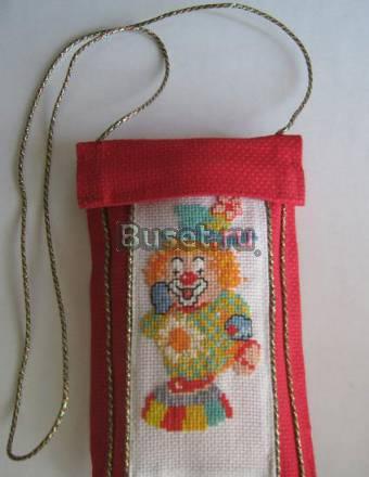 Красный очешник на тесьме Москва