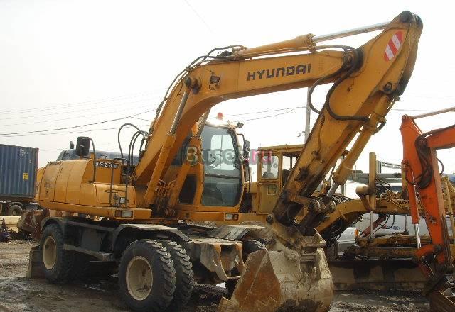 Корейский колесный экскаватор Hyundai Robex 1300W Владивосток