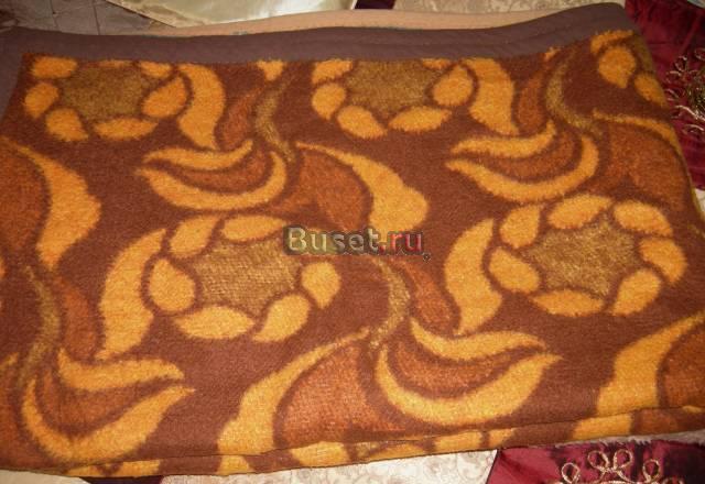 Покрывала, одеяло и тюль 2,65x4м в хор.состоянии Москва