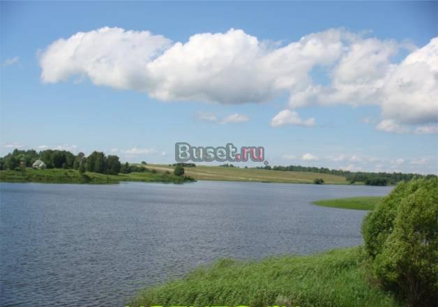 Дом на берегу водохранилища Москва