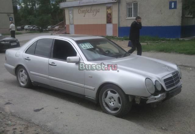 Mercedes E-klasse, 1999 Тобольск