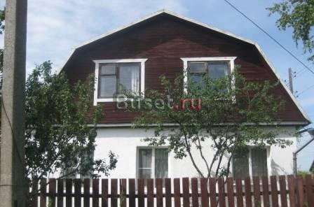 Жилой дом возле озера Плещеева в городе Переславле Переславль-Залесский