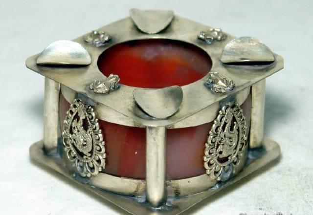 Антик  пепел из крс нефр и мет китай сер 20 века Москва