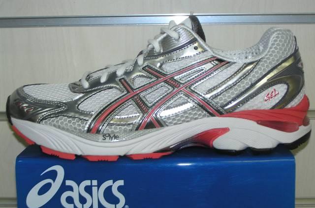 Женские кроссовки Asics GT-2150 модегь 2010 г Москва