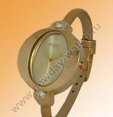 Часы  новые  с  футляром Москва