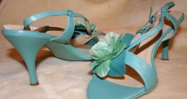 Босоножки новые с цветком, кожа, Tervolina Москва