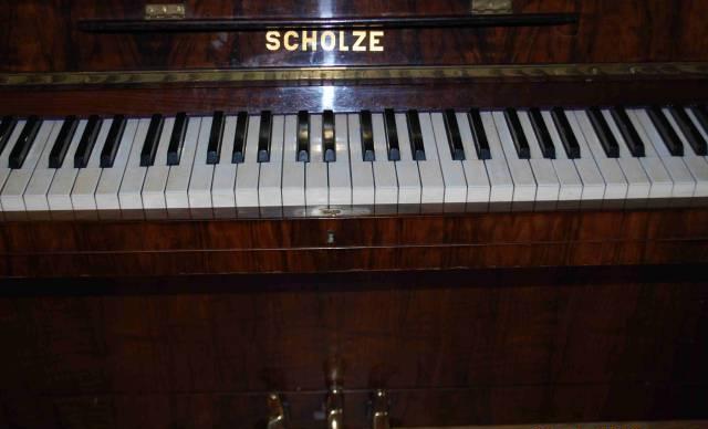 Scholze  ф-но Москва