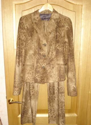 Красивые Костюмы и блузки Москва