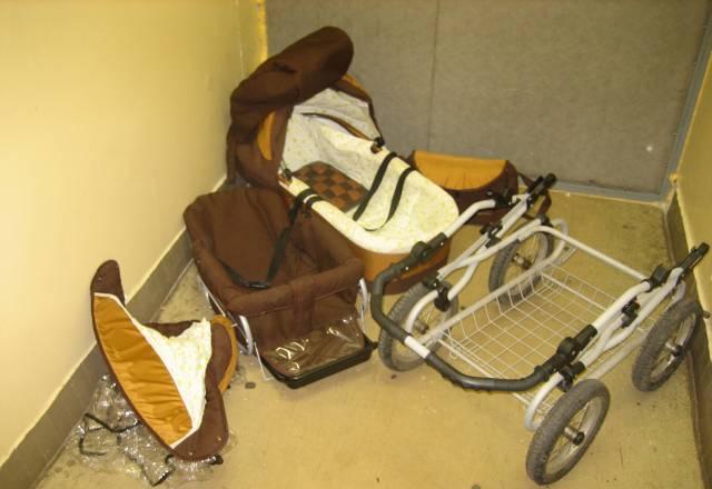 Детская коляска Little Trek (3 в 1) б/У Москва