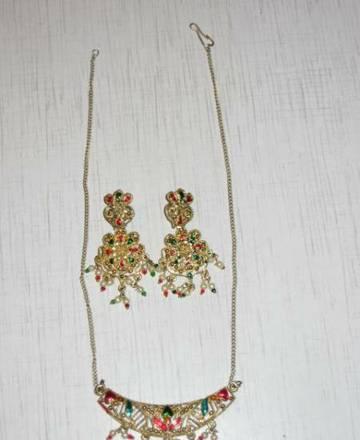 Комплект (колье и серьги) - Индийская. Москва