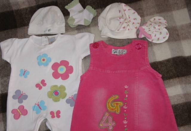 Цена договорная.Песочник и сарафанчик 5-9 мес Москва