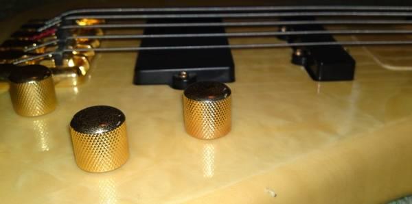 5-стр. бас AXL, Корея, актив, 1998г Москва