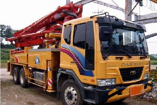 Автобетононасос daewoo с установкой putzmeister Владивосток