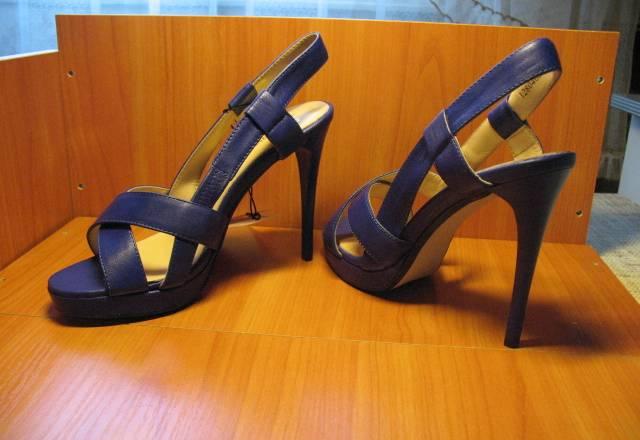 Продам босоножки Москва