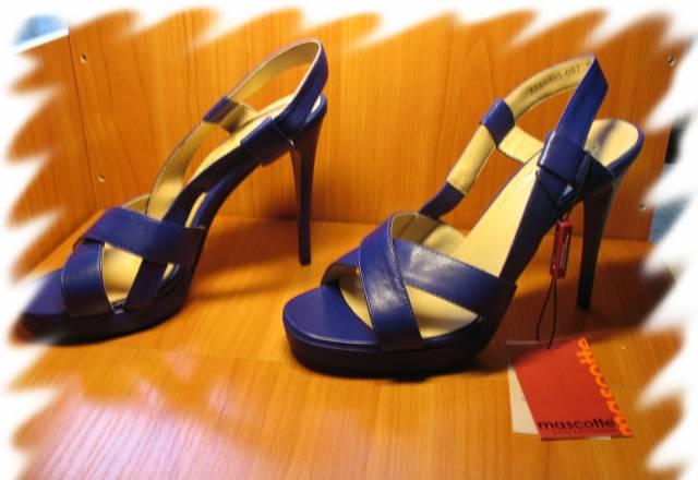 Продам босоножки Москва