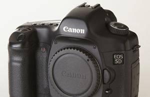 Canon 5D. На гарантии. Продажа - обмен Москва