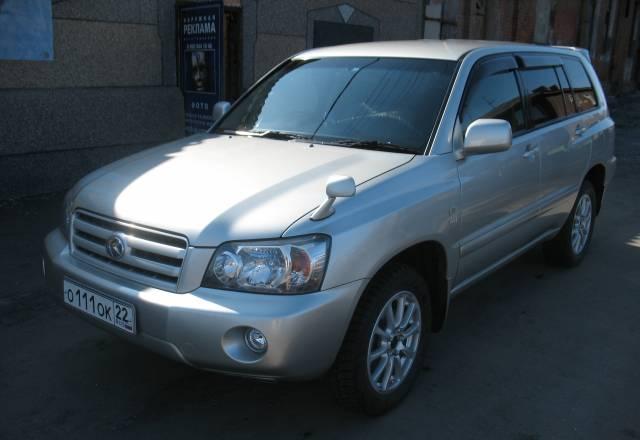 Toyota Kluger, 2003 Камень-на-Оби
