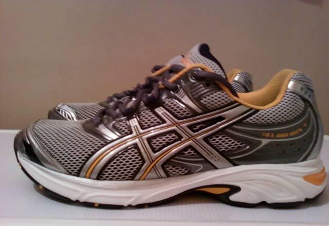 Кроссовки Asics Москва