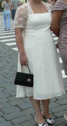 Вечернее платье , цвет айвори, кружево. р. 50-52 Москва