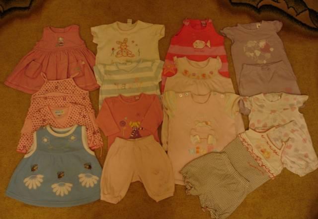 Фирменые н девочку 62 размер Москва