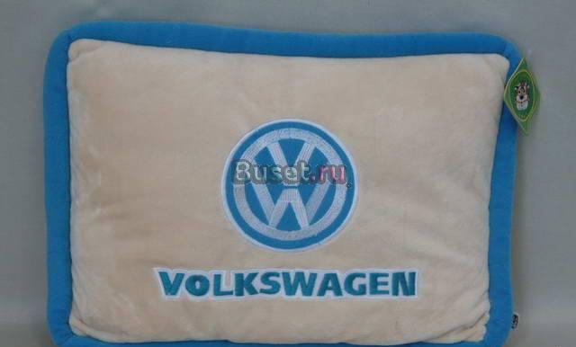 Подушка автомобильная "Фольксваген" плюшевая Москва
