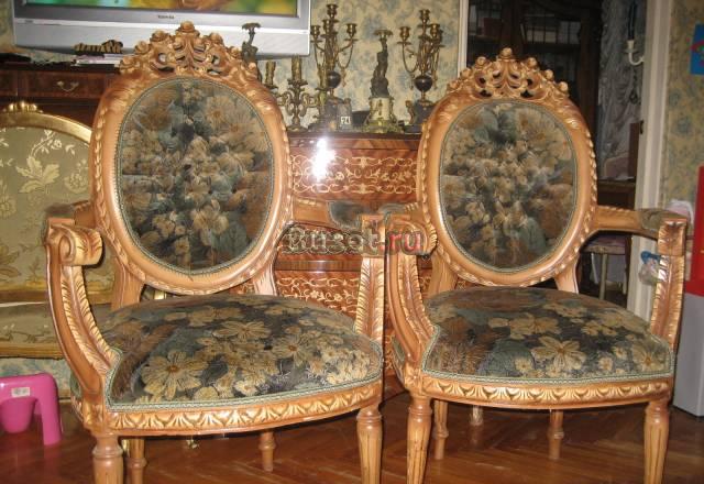 Пара резных кресел из массива бука Москва