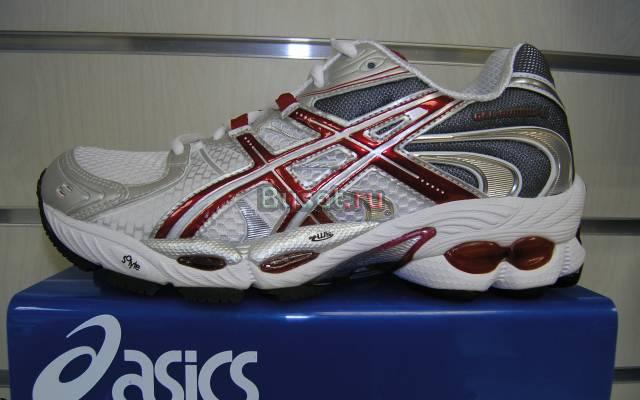 Женские кроссовки Asics GEL-Nimbus 11, 2010 года Москва
