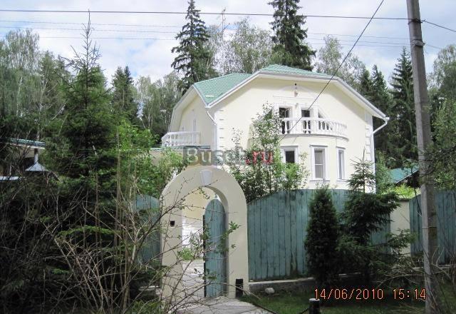 Продается  дом 300 кв.м., учас Москва