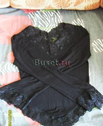 Кофточка с кружевами 44р-ра Москва