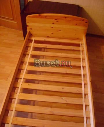 Кровать из массива сосны Санкт-Петербург