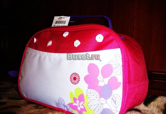 Косметичка со стразами вместительная Москва