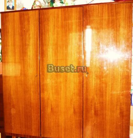 Сервант,тумба,гардероб,журн.столики,диван Москва