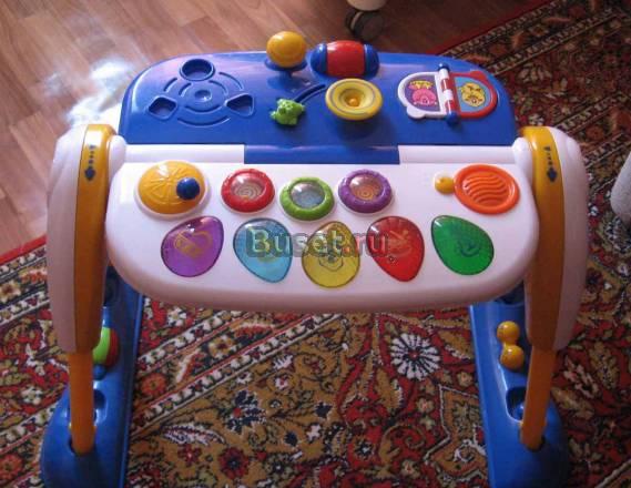 Продаю игровой стол Chicco Москва