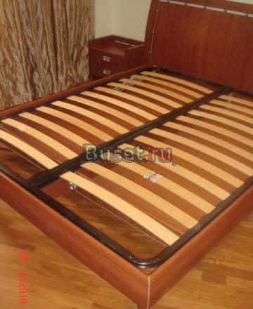 Мебель для спальни(кровать,комод,2 тумбочки) Москва