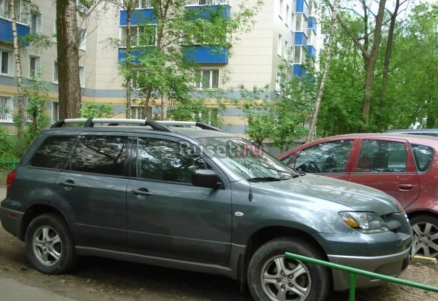 Mitsubishi Outlander, 2003 Москва