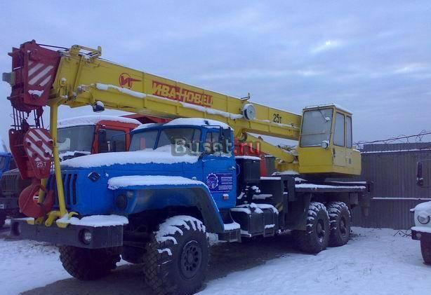 Автокран Урал "Ивановец", 2006 г. в., г/п 25 т Самара