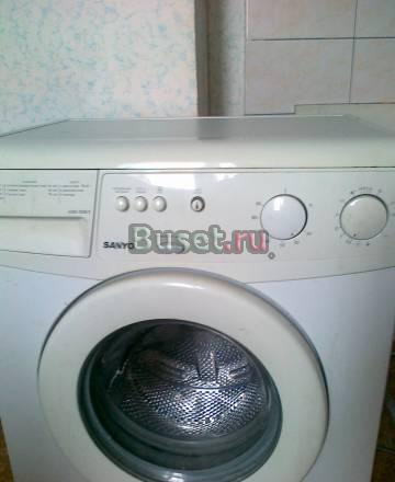 Стиральная машина Sanyo,рабочая,могу привезти Москва