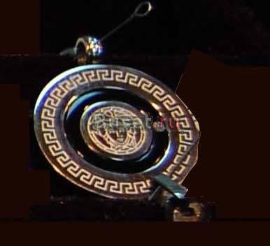 Стильный Кулон с символом Версаче Москва