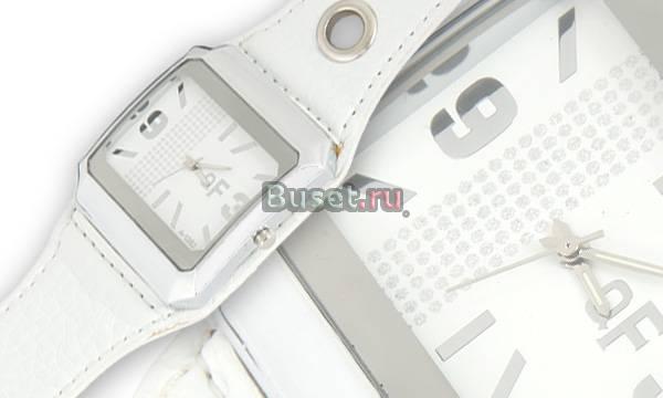 Элегантные женские часы Санкт-Петербург