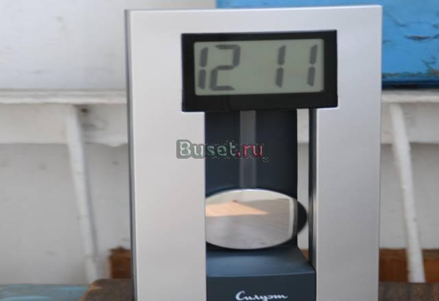 Часы Москва