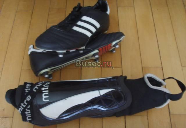 Бутсы Adidas и щитки Mitre Москва