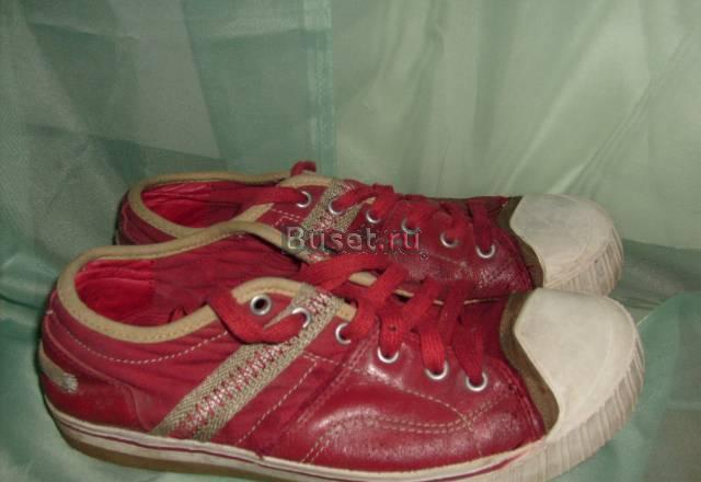 Кеды красные Санкт-Петербург