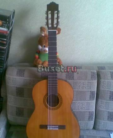Продаю акустическую гитару yamaha Ростов-на-Дону