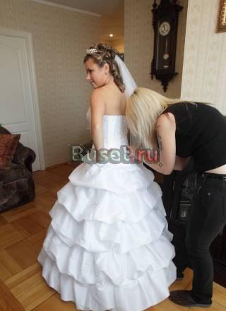 Эффектное свадебное платье Санкт-Петербург